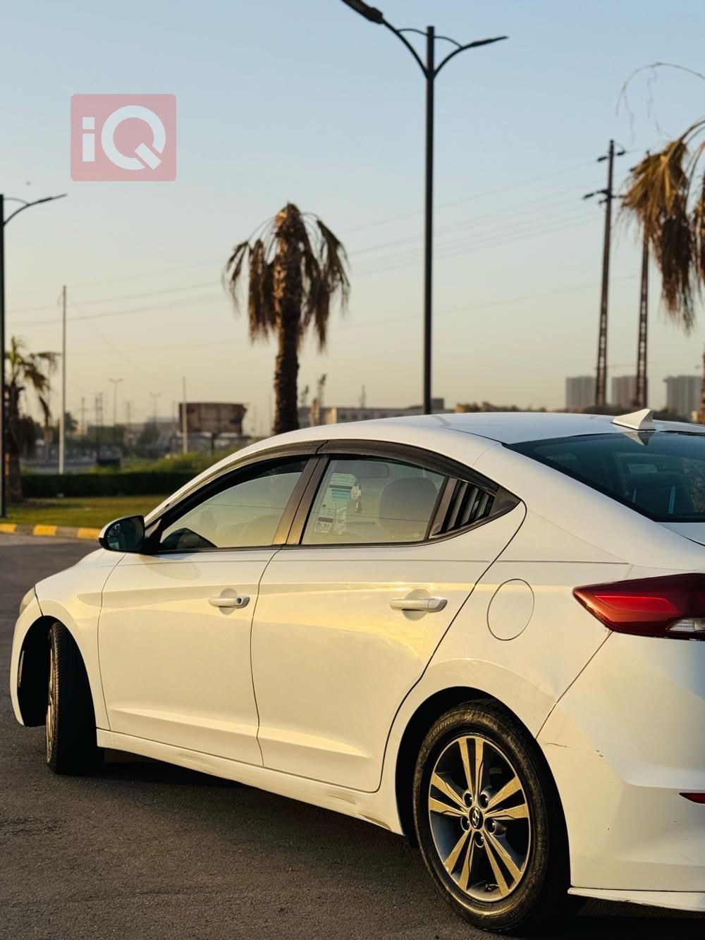 هیوندای ئەلەنترا